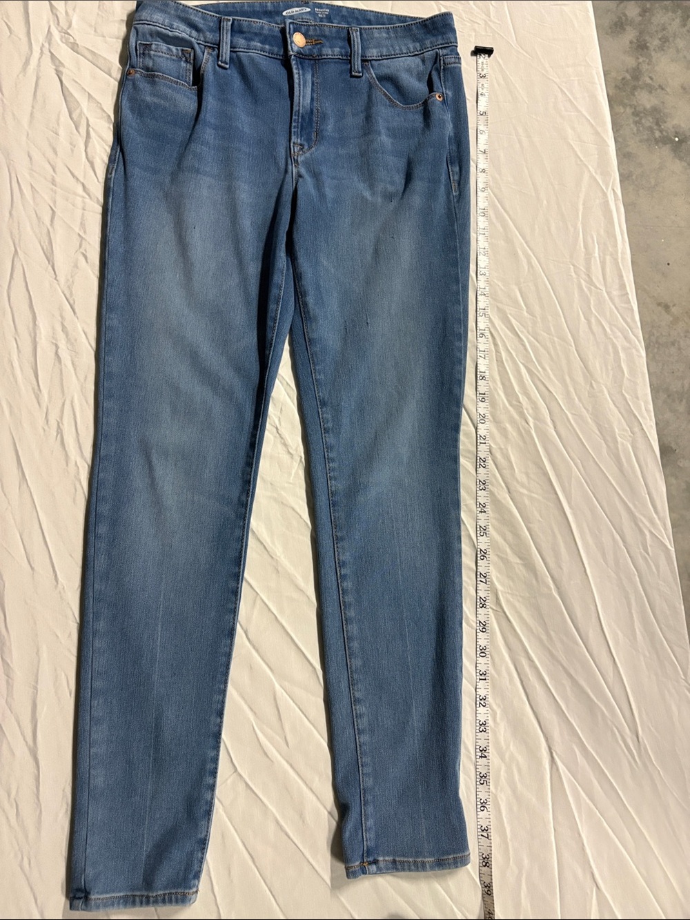 Old Navy Women's Medium Blue Skinny Jeans